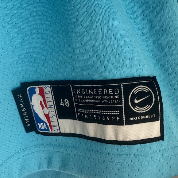 Nike Miami Basketball Jersey - Picture 3 of 4